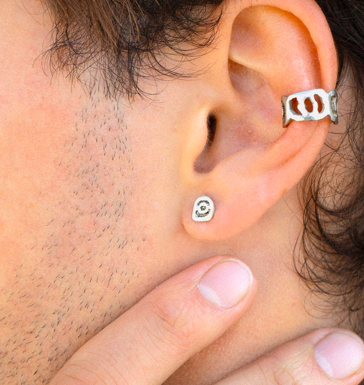 Betyl : Clou d'oreille Érosion simple