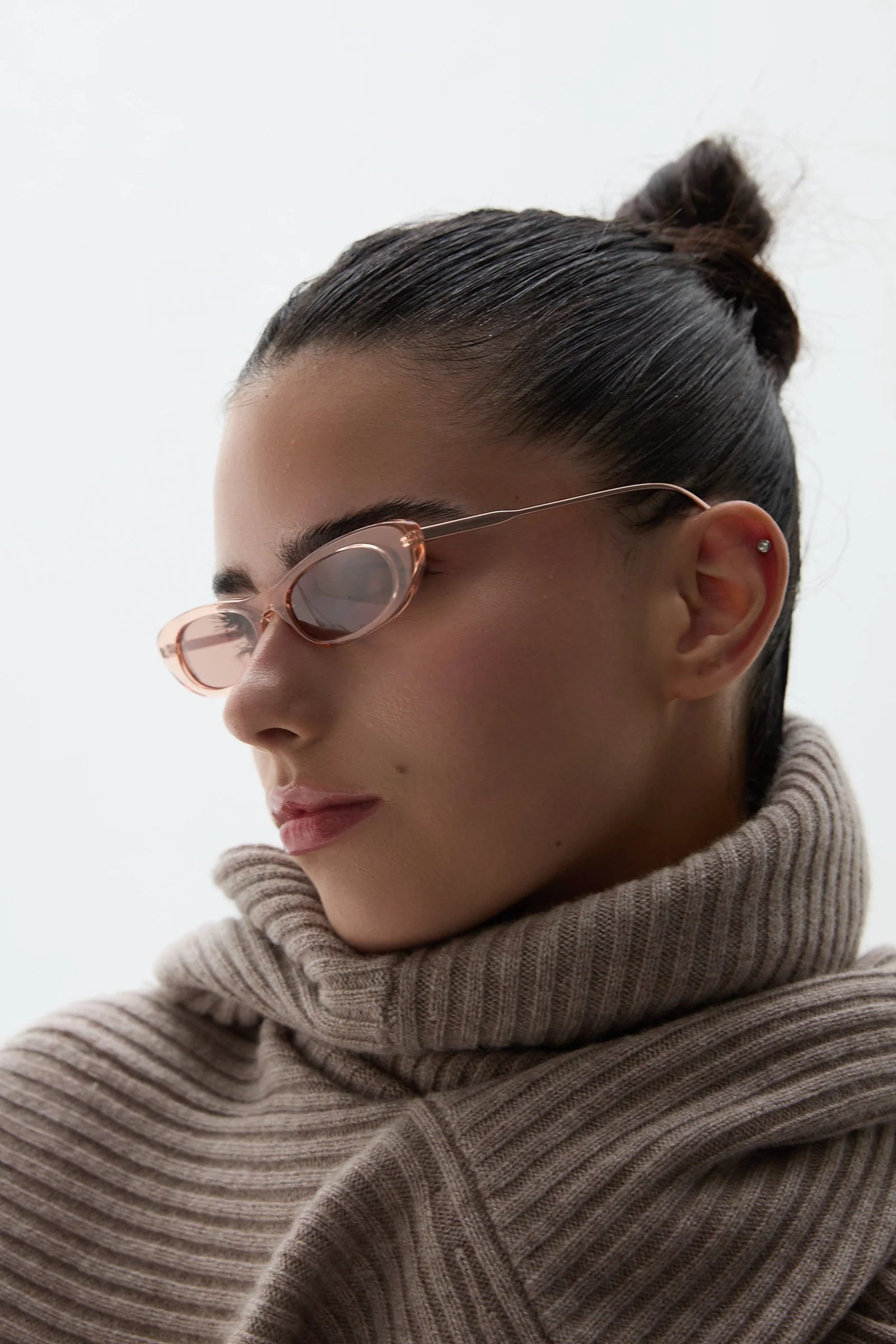 Nine Frames: Lunette so-glam / blush