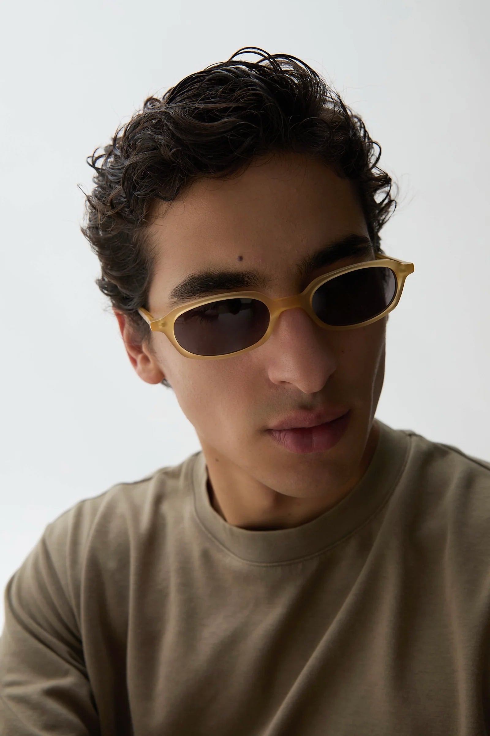 Nine Frames: Lunette Ginza / canary